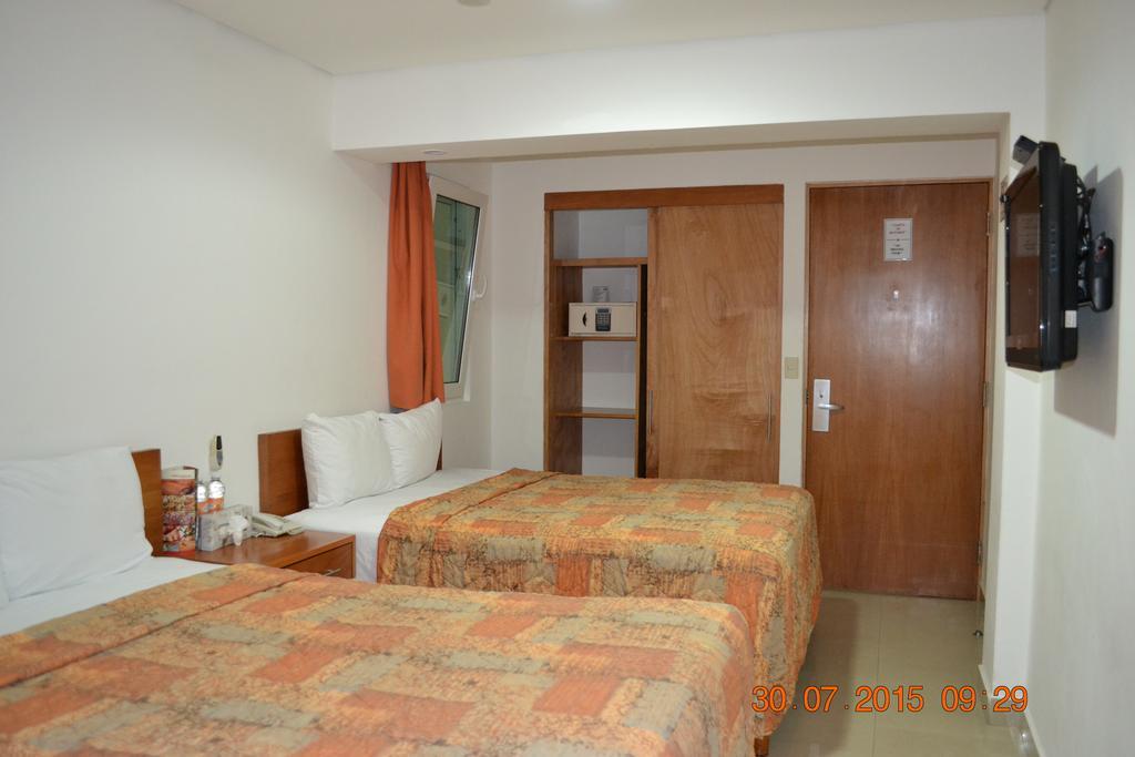 Hotel Suites Gaby Cancun Exterior photo